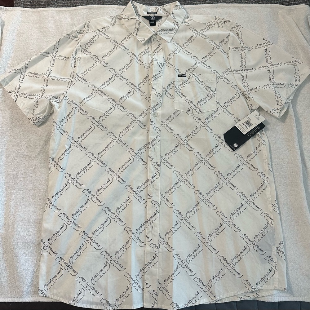 NWT Volcom Men’s High Ball Short Sleeve Button-Up Shirt - Size XXL